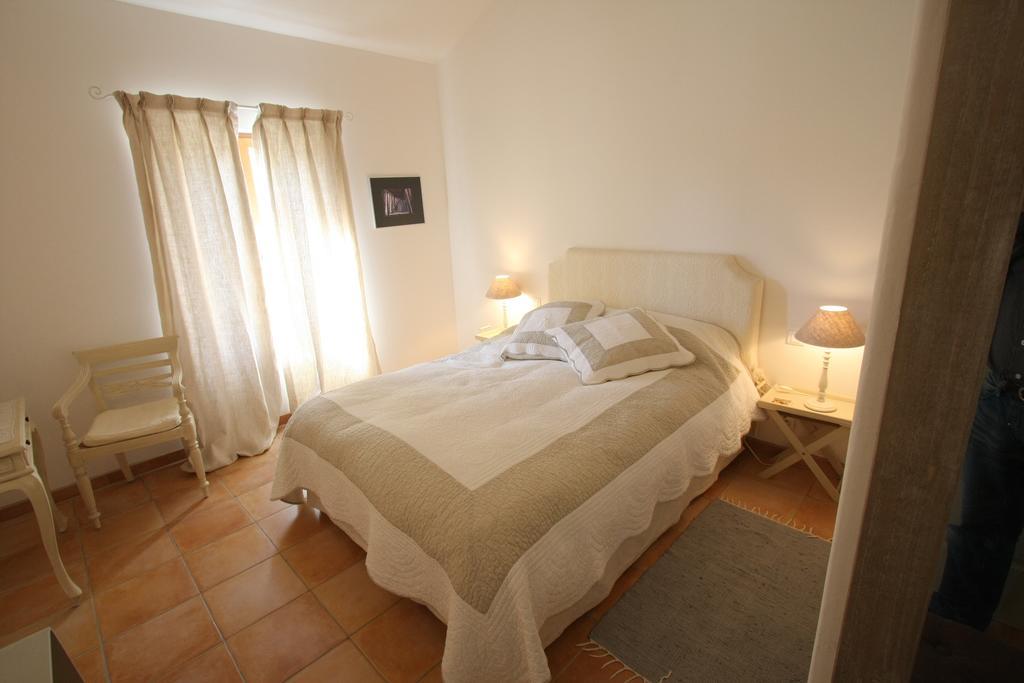 Mas Des Tourterelles Bed & Breakfast Saint-Remy-de-Provence Room photo